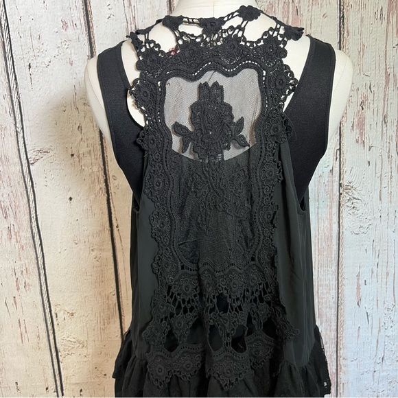 NEW NWT Umgee Embroidered Lace Ruffle Sheer Cardigan Vest Shawl Size M/L - Picture 7 of 16